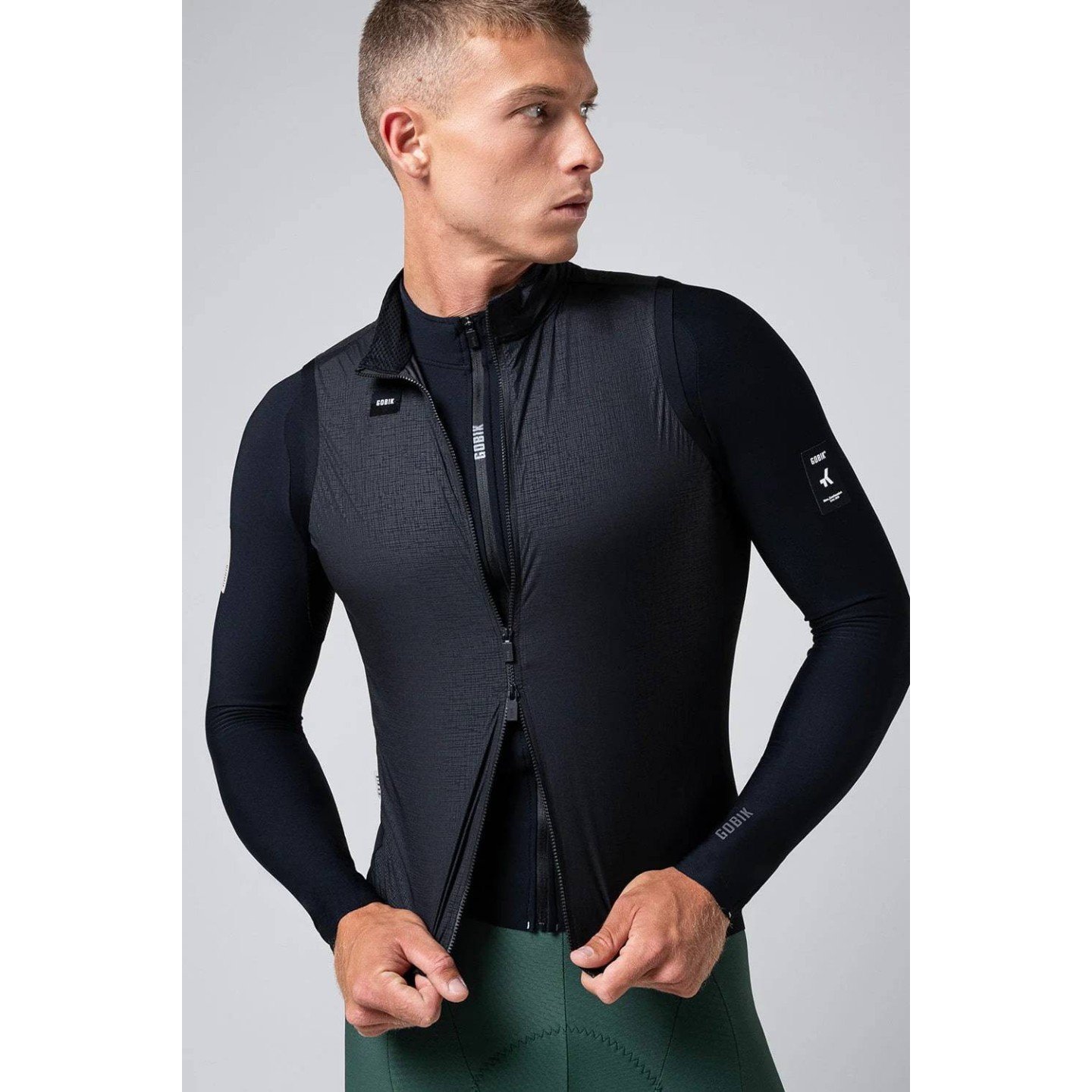 CHALECO GOBIK VECTOR 2.0 CROW HOMBRE