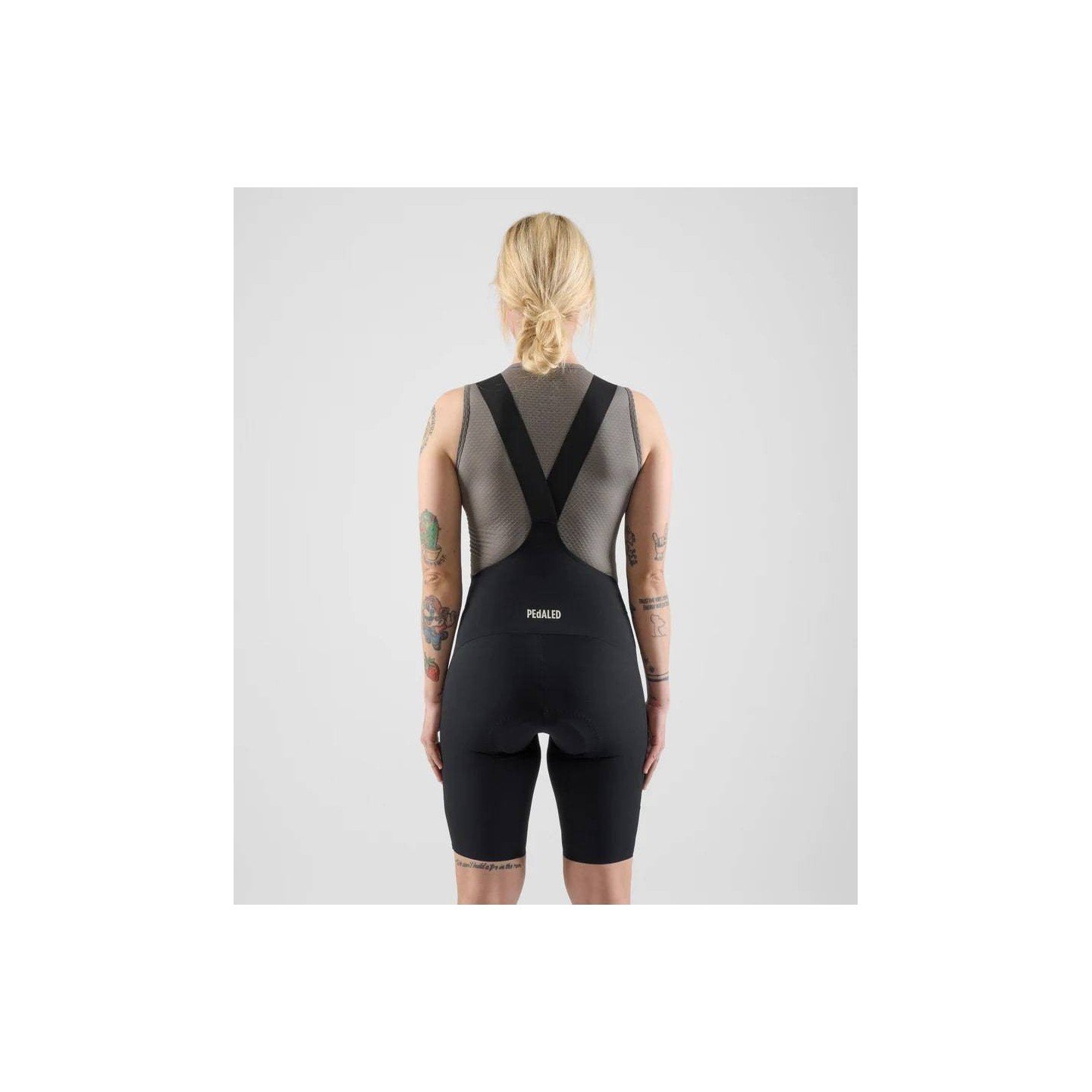 CULOTTE PEDALED ELEMENT LIGHTWEIGHT BLACK MUJER | Ravet Bike