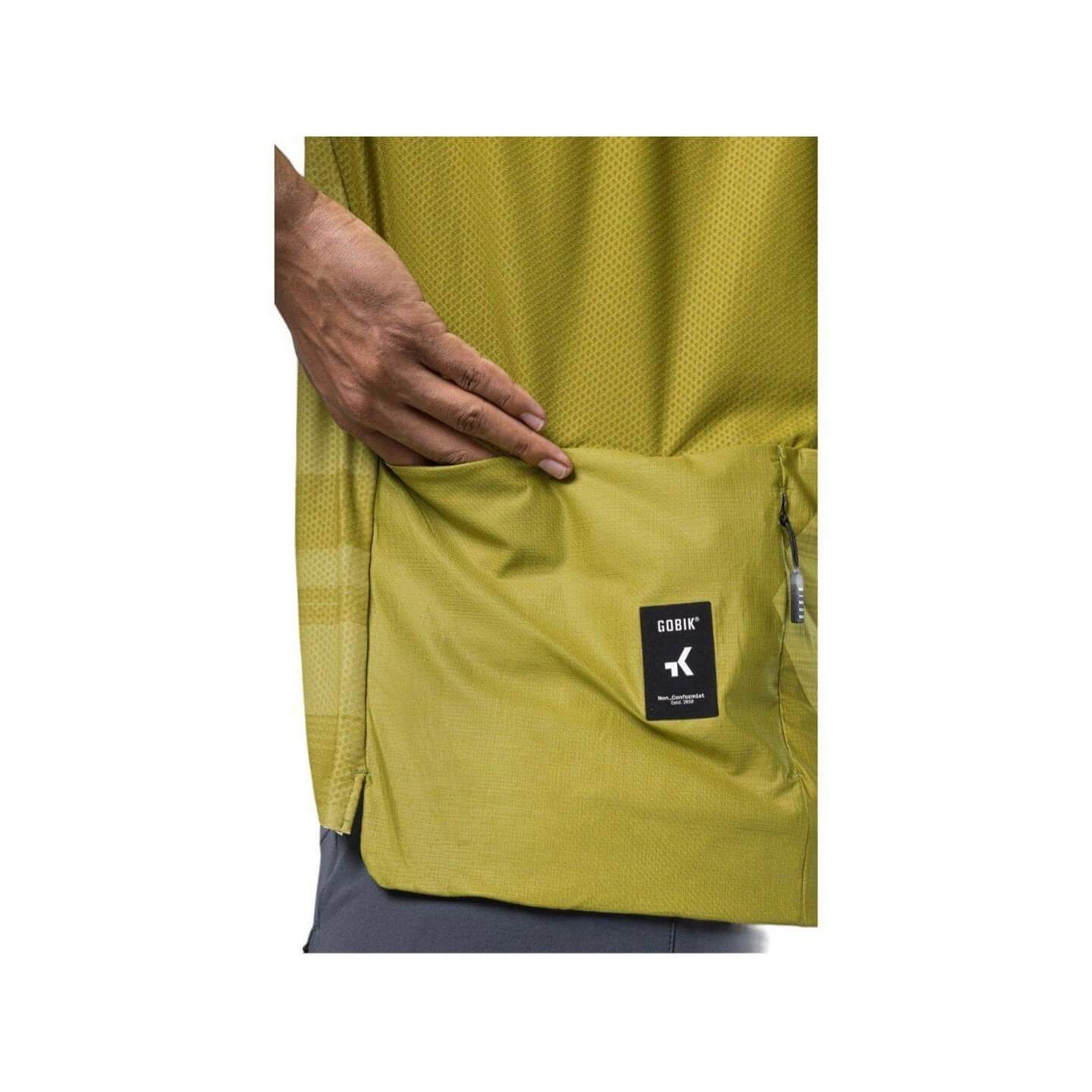 CAMISETA MANGA CORTA GOBIK VOLT HOMBRE SPLIT GREEN | Ravet Bike